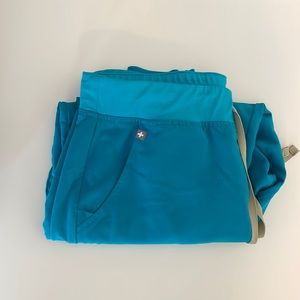 Figs Pacific Blue (?) L/P